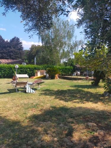 Independent Villa With Private Beach On The Lake Bracciano  Eksteriør bilde