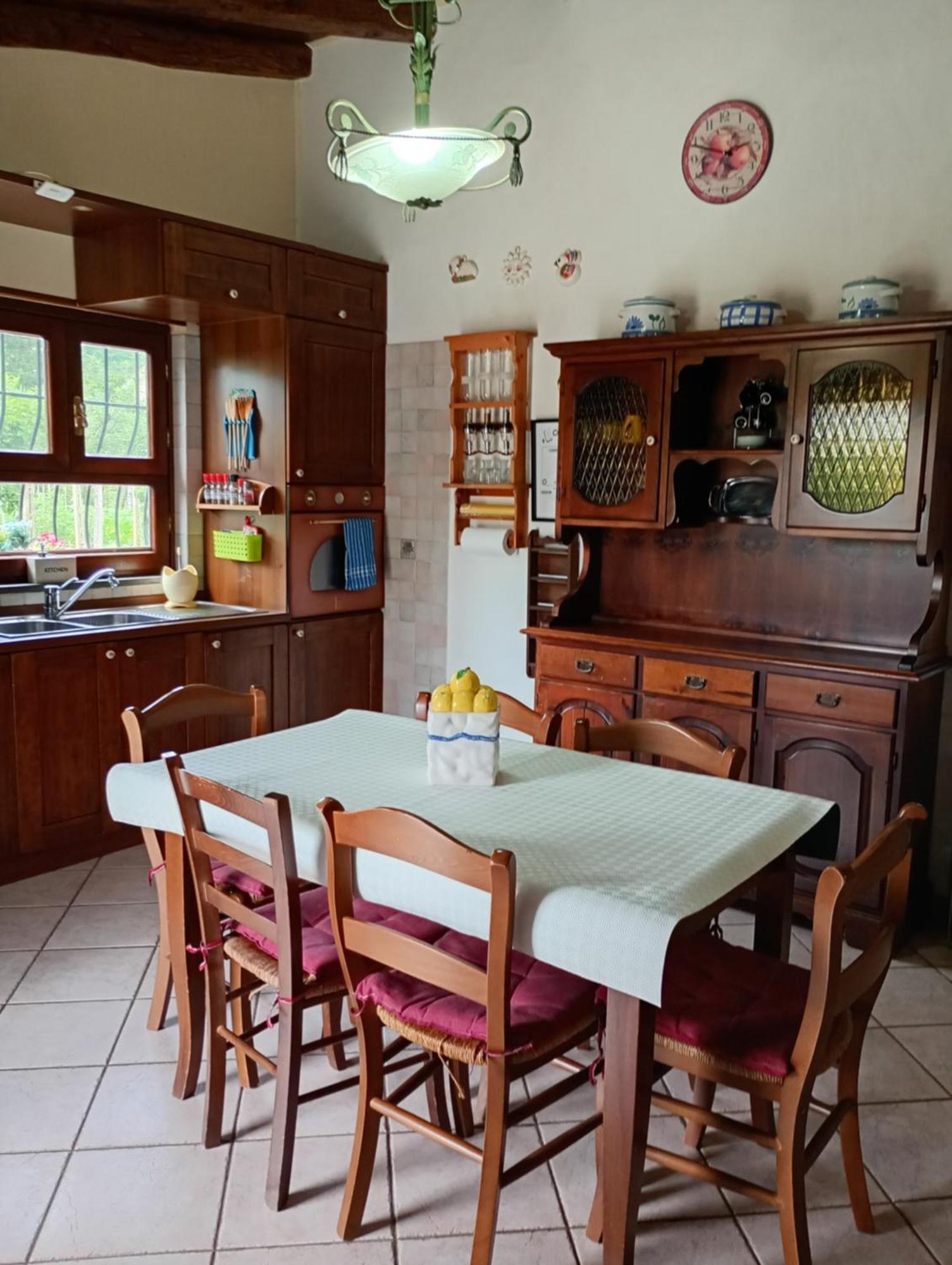 Independent Villa With Private Beach On The Lake Bracciano  Eksteriør bilde